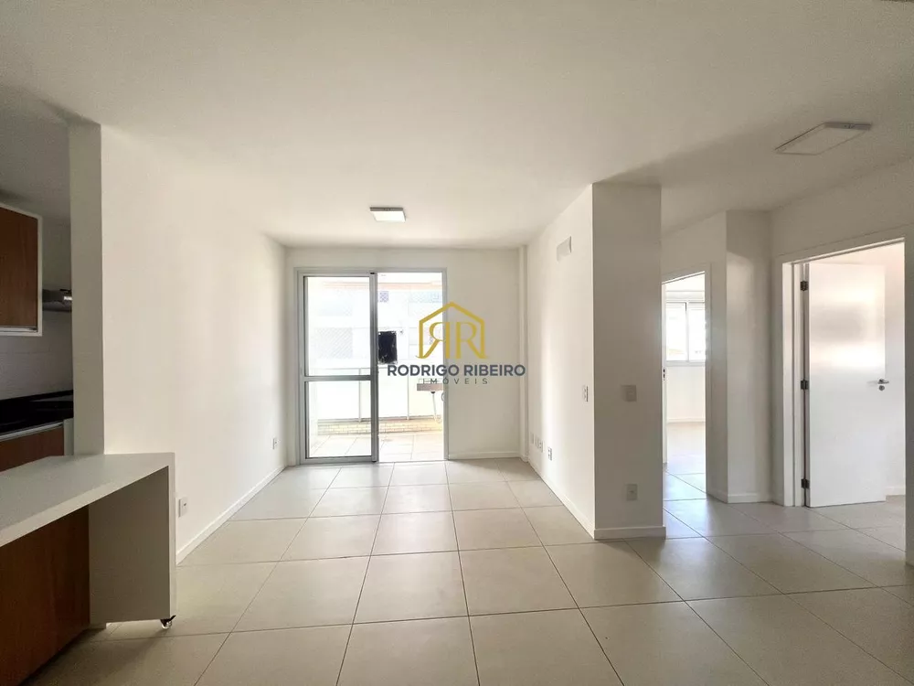 Apartamento à venda com 3 quartos, 97m² - Foto 1