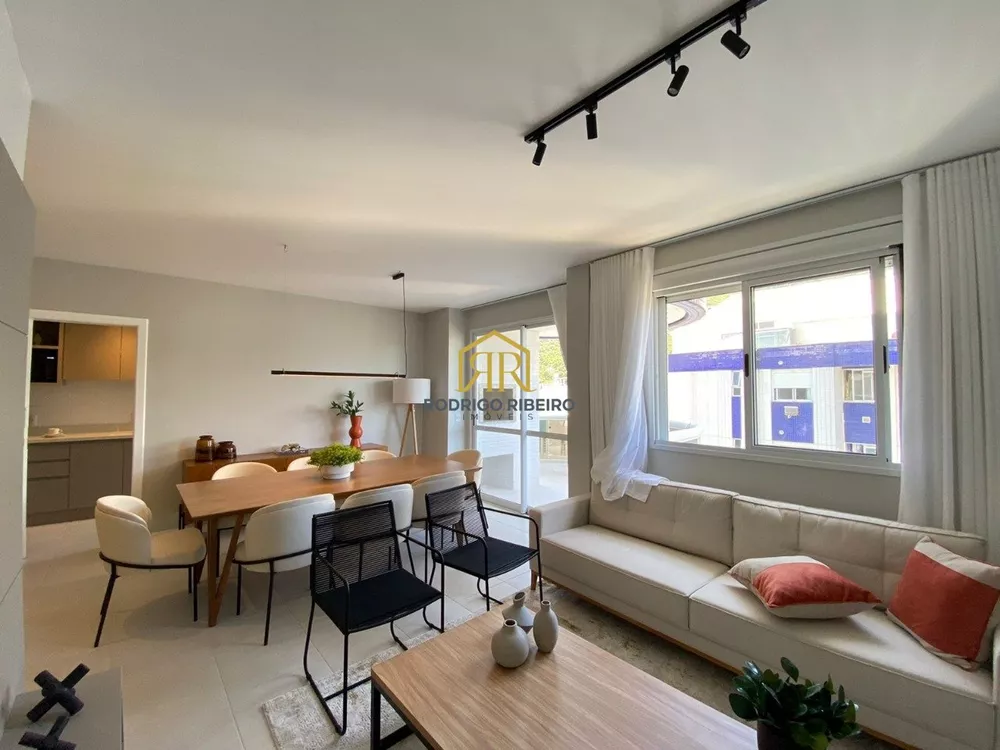 Apartamento à venda com 3 quartos, 146m² - Foto 4