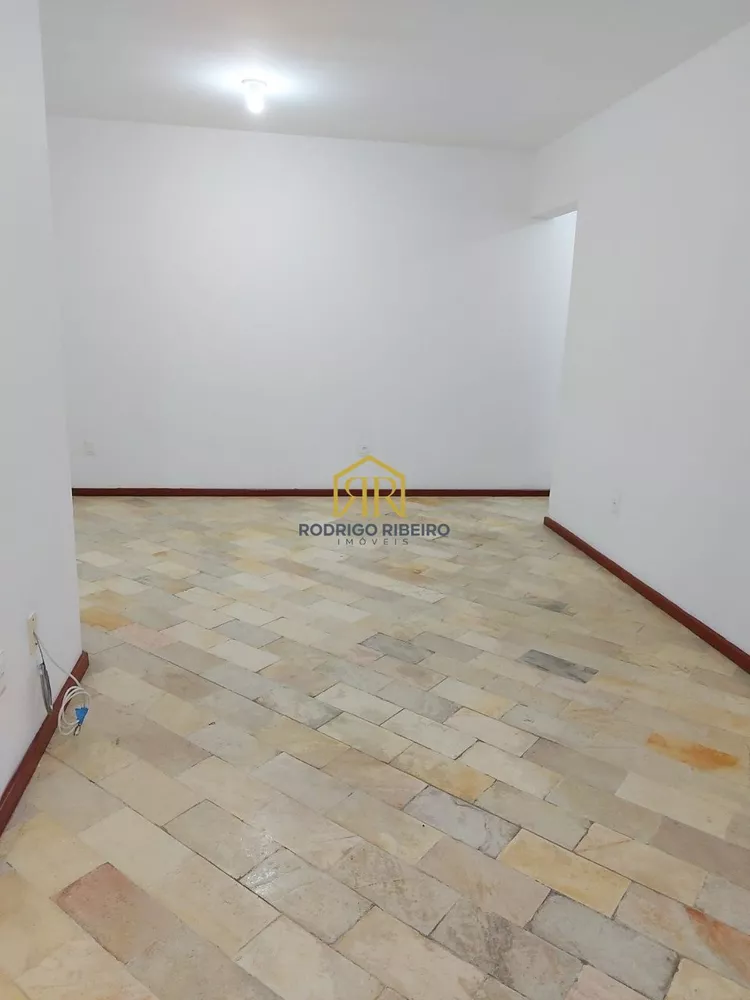 Apartamento à venda com 3 quartos, 88m² - Foto 3