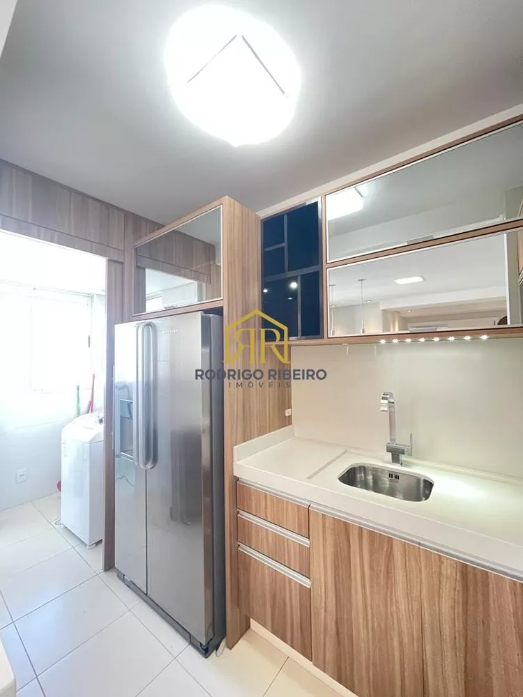 Apartamento à venda com 2 quartos, 72m² - Foto 10