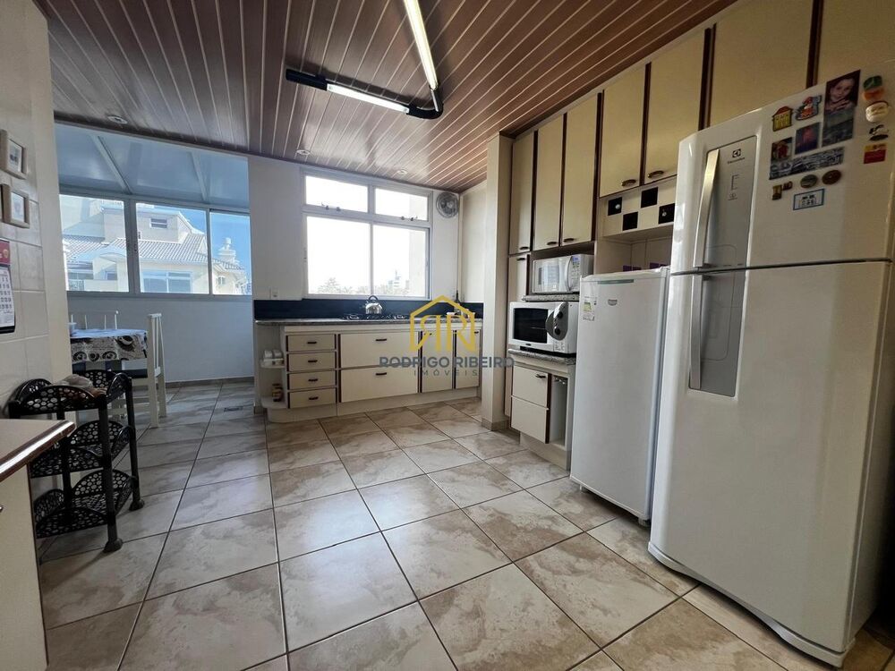 Apartamento, 3 quartos, 214 m² - Foto 10