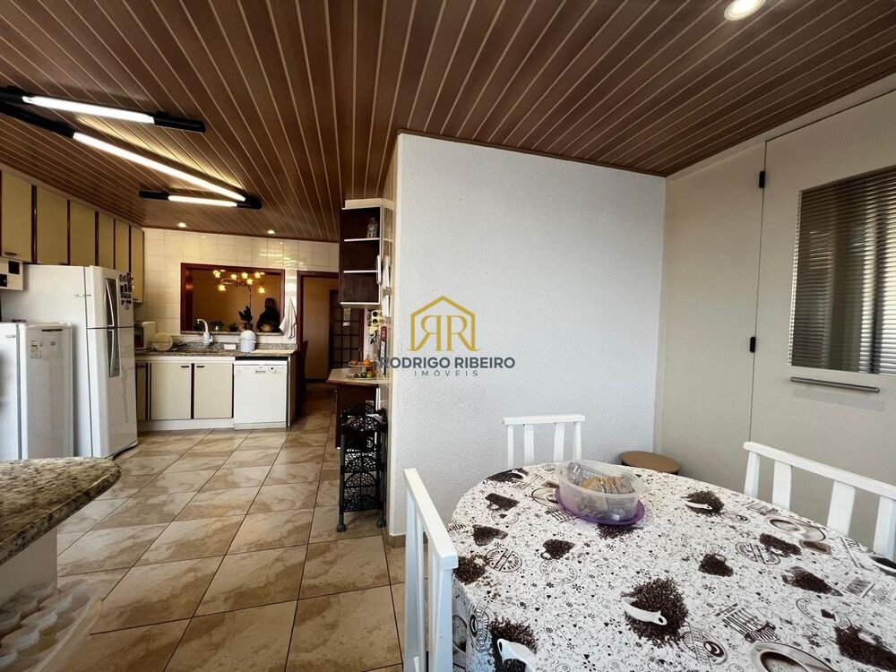 Apartamento, 3 quartos, 214 m² - Foto 11