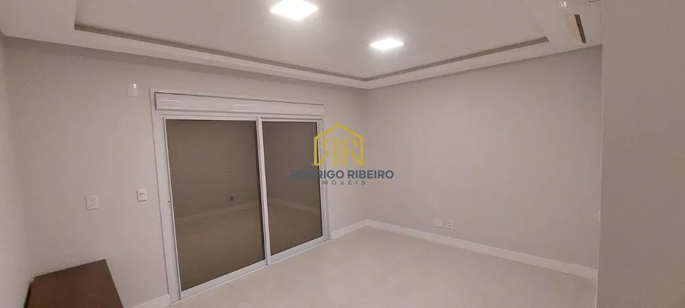 Casa, 4 quartos, 256 m² - Foto 20