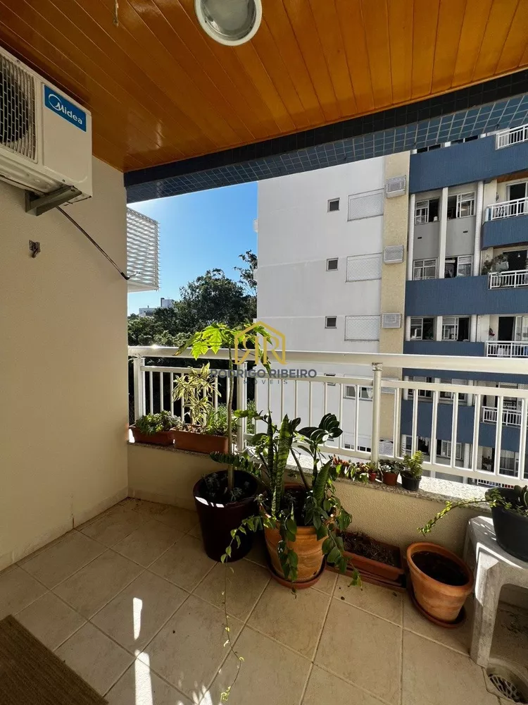 Apartamento à venda com 3 quartos, 74m² - Foto 3