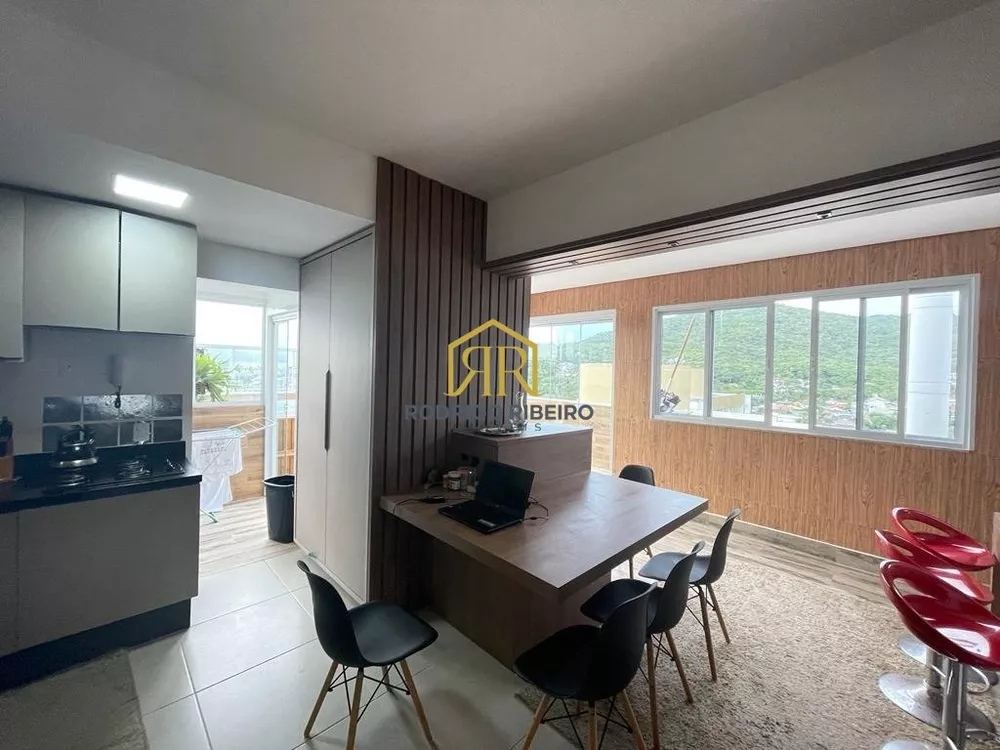 Cobertura à venda com 3 quartos, 168m² - Foto 2