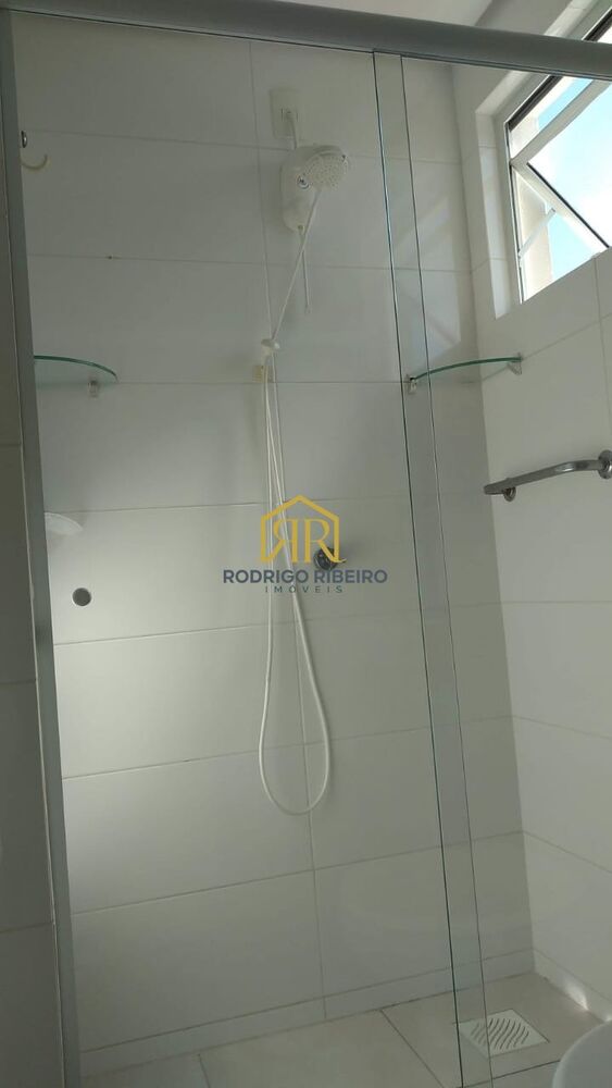 Apartamento à venda com 2 quartos, 72m² - Foto 4