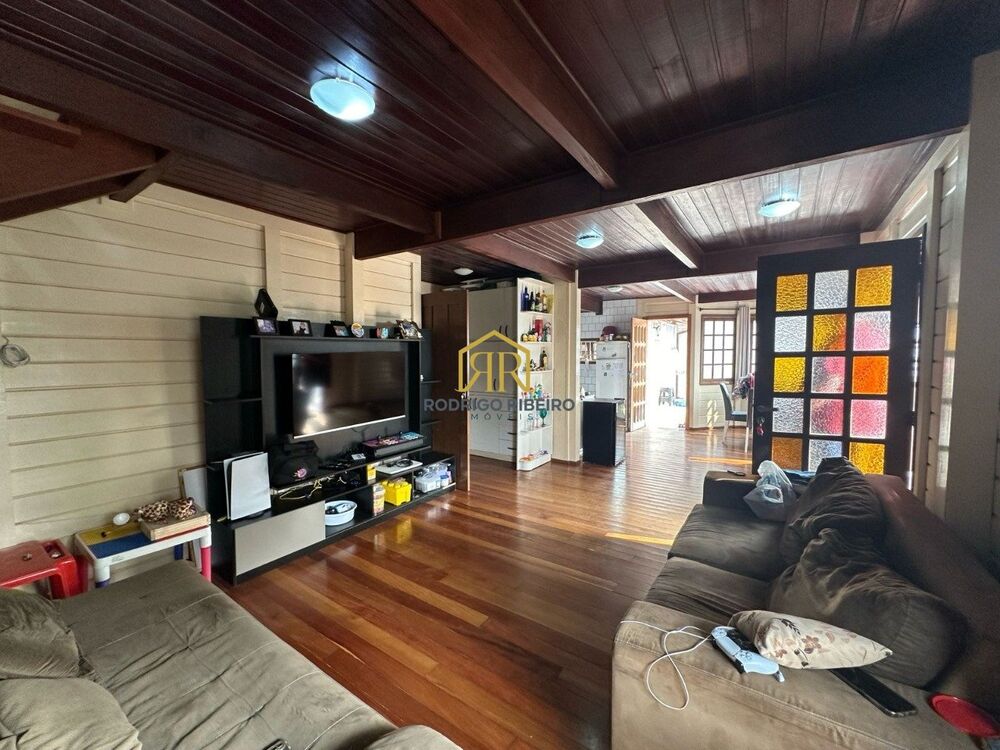 Casa, 4 quartos, 130 m² - Foto 2