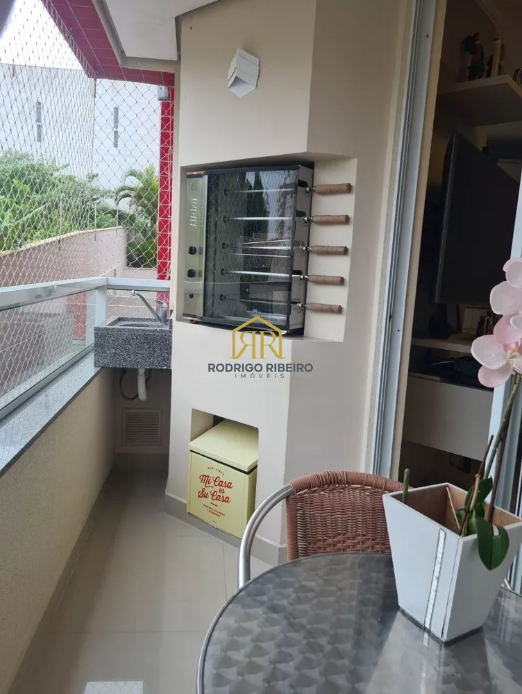 Apartamento à venda com 2 quartos, 64m² - Foto 3