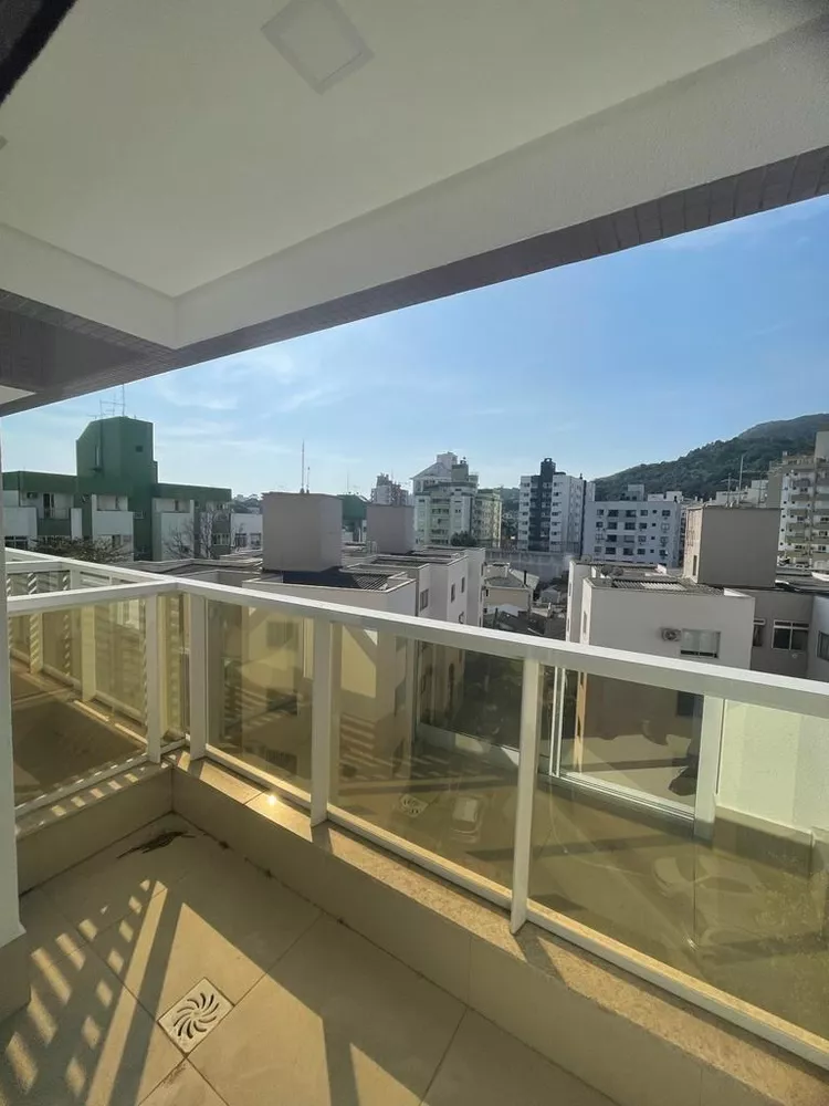 Apartamento à venda com 2 quartos, 75m² - Foto 9