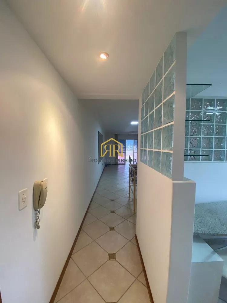 Cobertura à venda com 3 quartos, 207m² - Foto 2