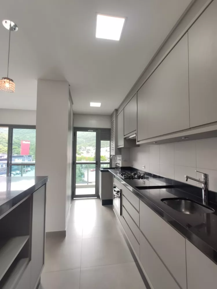 Apartamento à venda com 2 quartos, 82m² - Foto 12