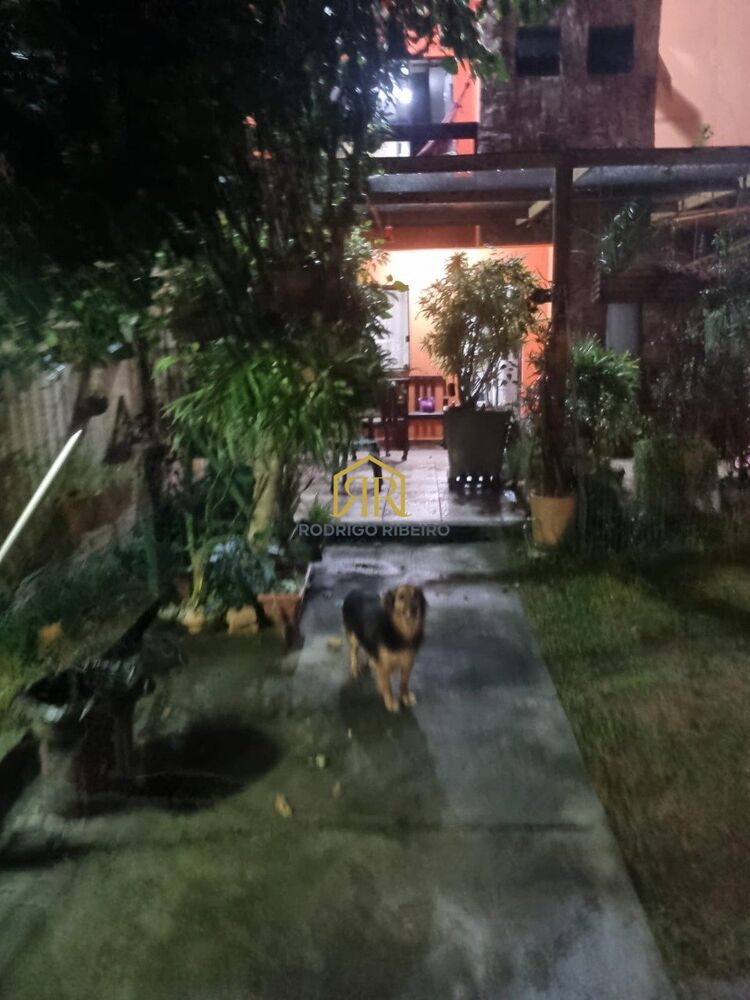 Casa, 3 quartos, 230 m² - Foto 27