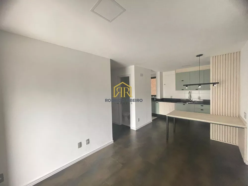 Apartamento à venda com 2 quartos, 113m² - Foto 2