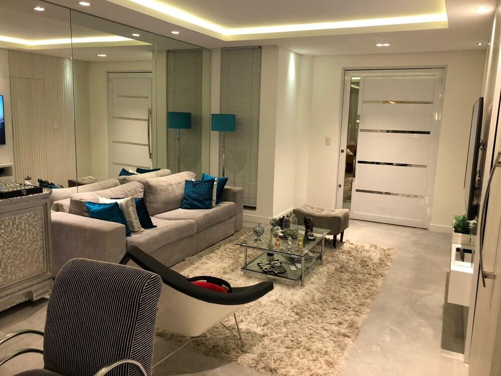 Casa, 4 quartos, 280 m² - Foto 1