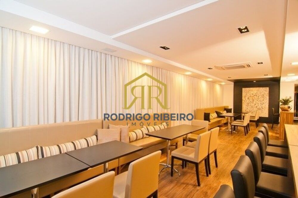 Apartamento à venda com 2 quartos, 70m² - Foto 27