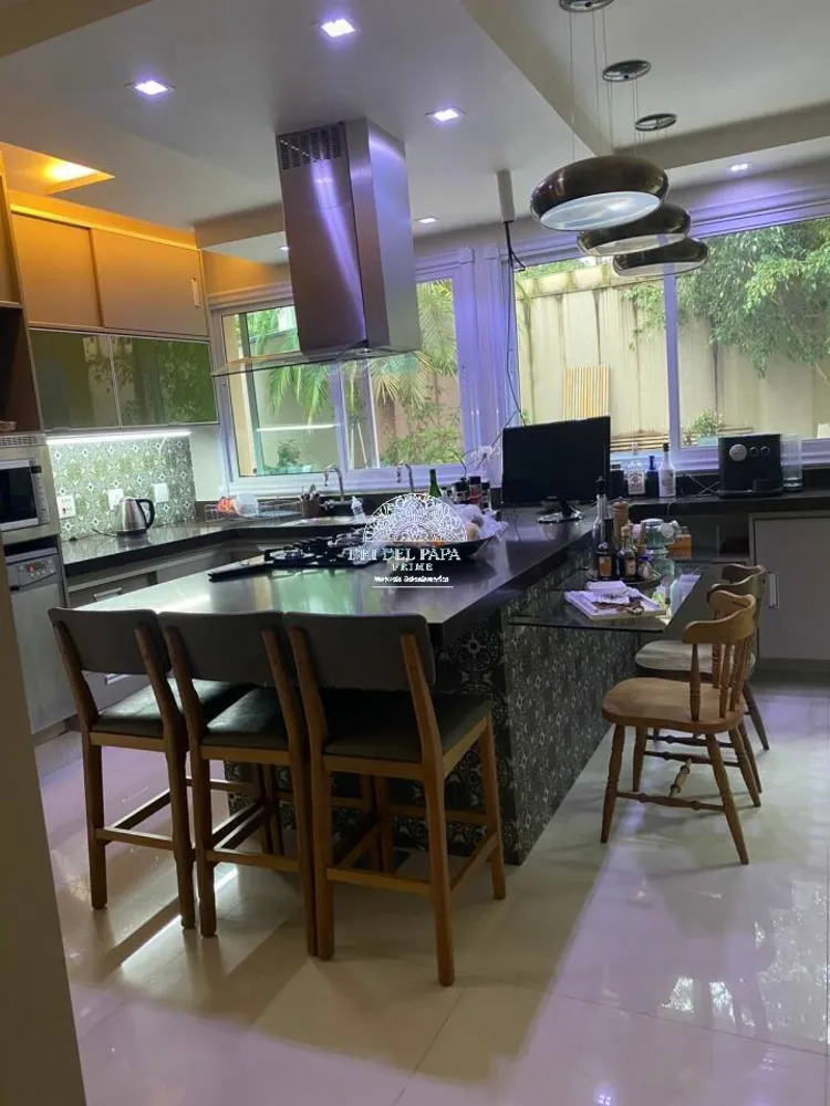 Casa, 4 quartos, 300 m² - Foto 1