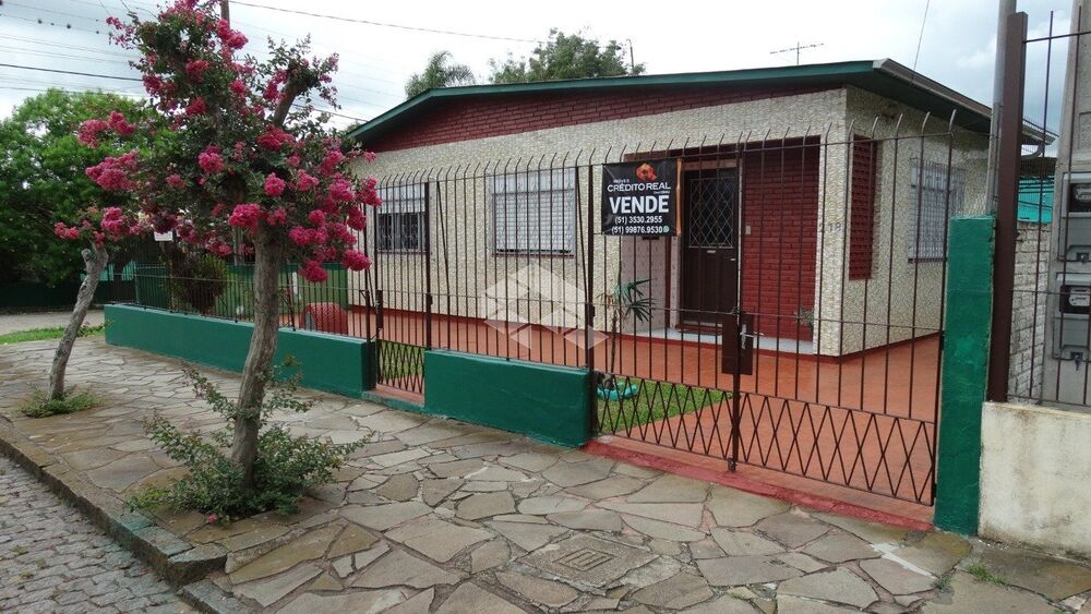 Casa à venda com 2 quartos, 73m² - Foto 1