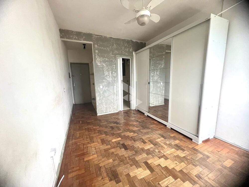 Casa à venda com 1 quarto, 20m² - Foto 2