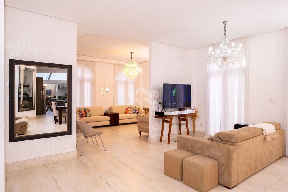 Casa de Condomínio à venda com 4 quartos, 231m² - Foto 4