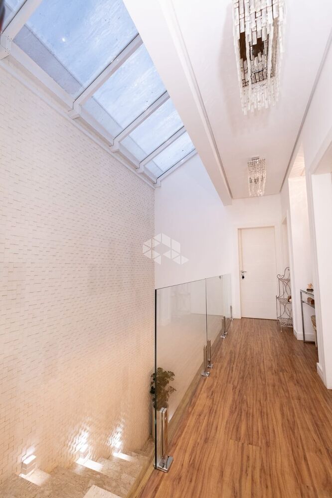 Casa de Condomínio à venda com 4 quartos, 231m² - Foto 7