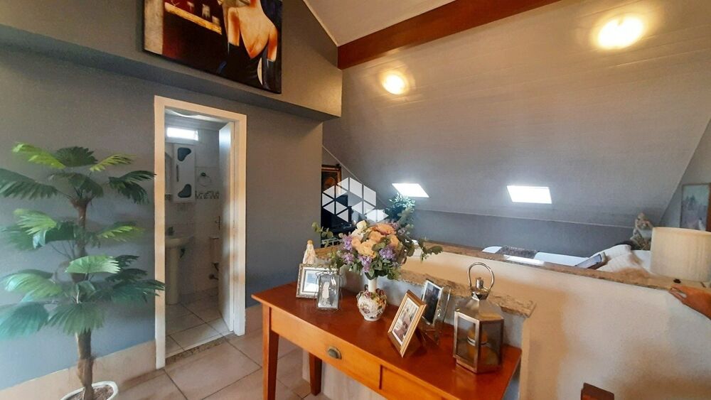 Casa de Condomínio à venda com 4 quartos, 148m² - Foto 1