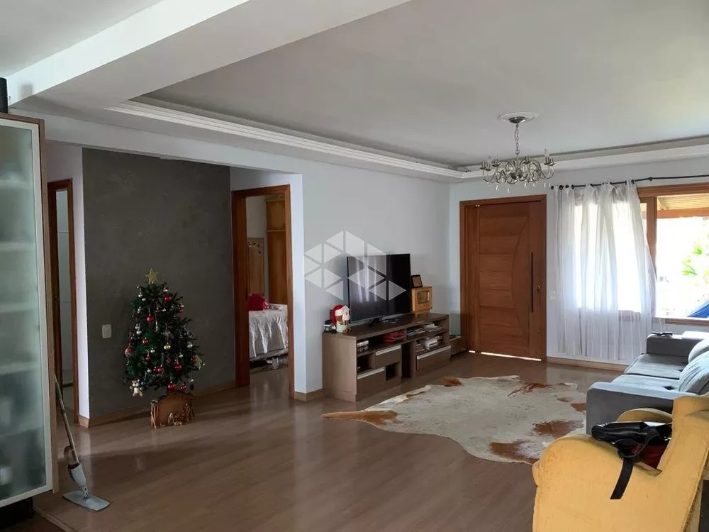 Casa à venda com 3 quartos, 350m² - Foto 4