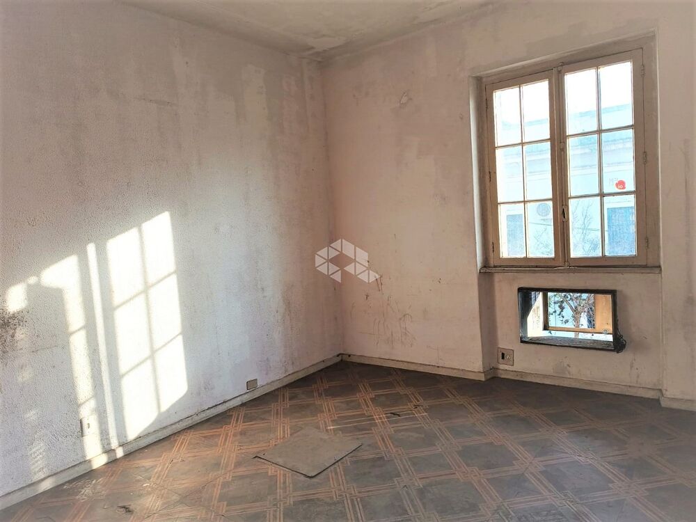 Casa à venda com 7 quartos, 97m² - Foto 2