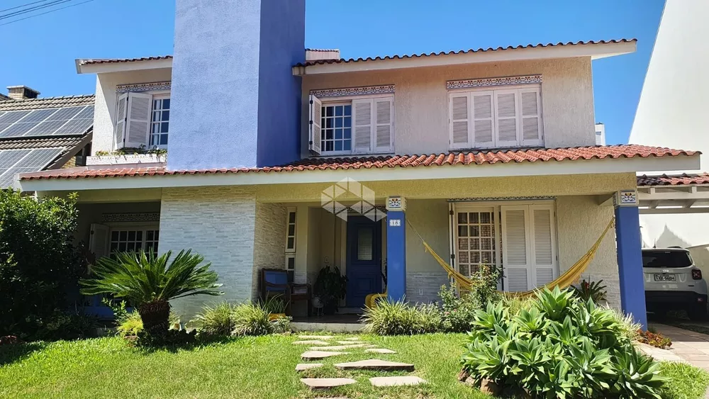 Casa de Condomínio à venda com 3 quartos, 221m² - Foto 4