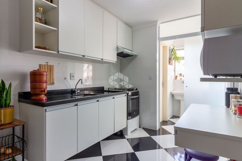 Apartamento à venda com 2 quartos, 66m² - Foto 4