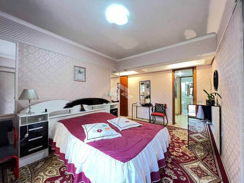 Apartamento, 3 quartos, 244 m² - Foto 2