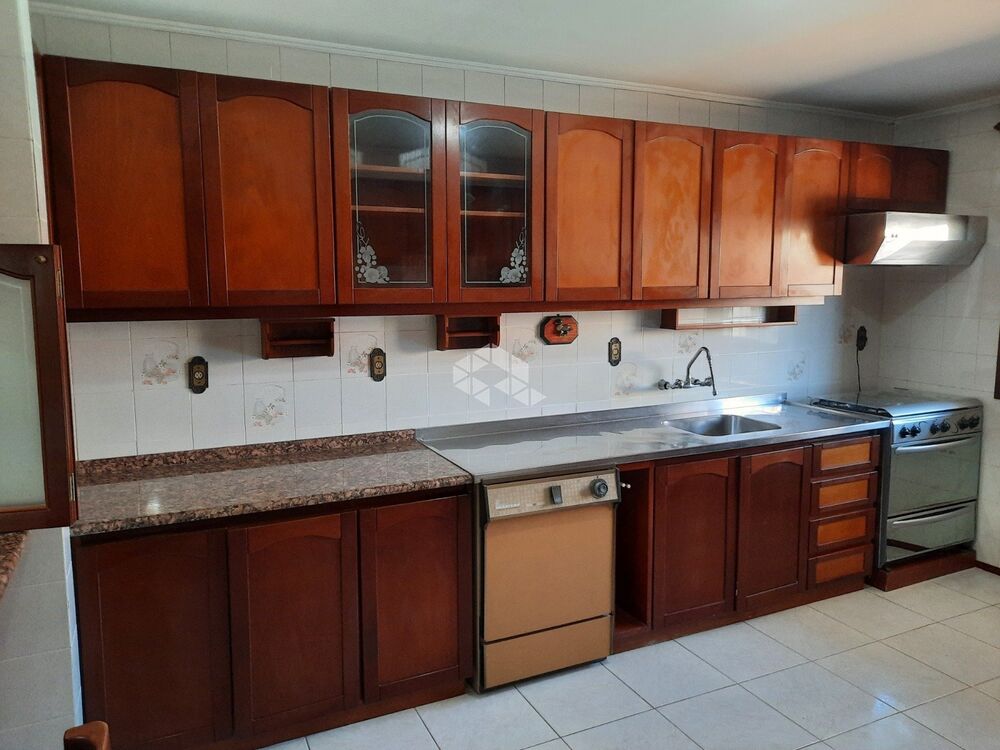 Casa à venda com 5 quartos, 287m² - Foto 1