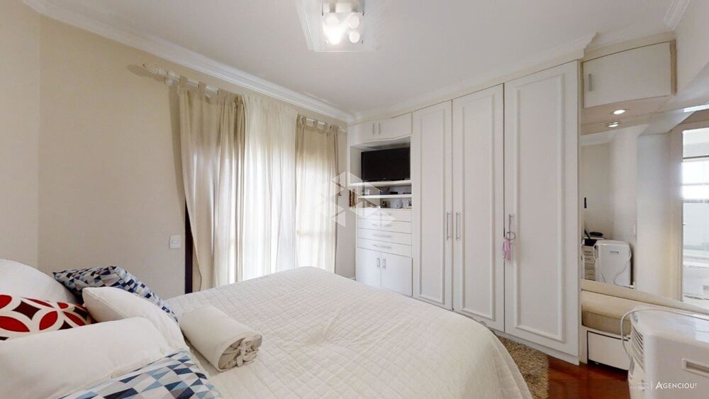 Apartamento, 3 quartos, 212 m² - Foto 1