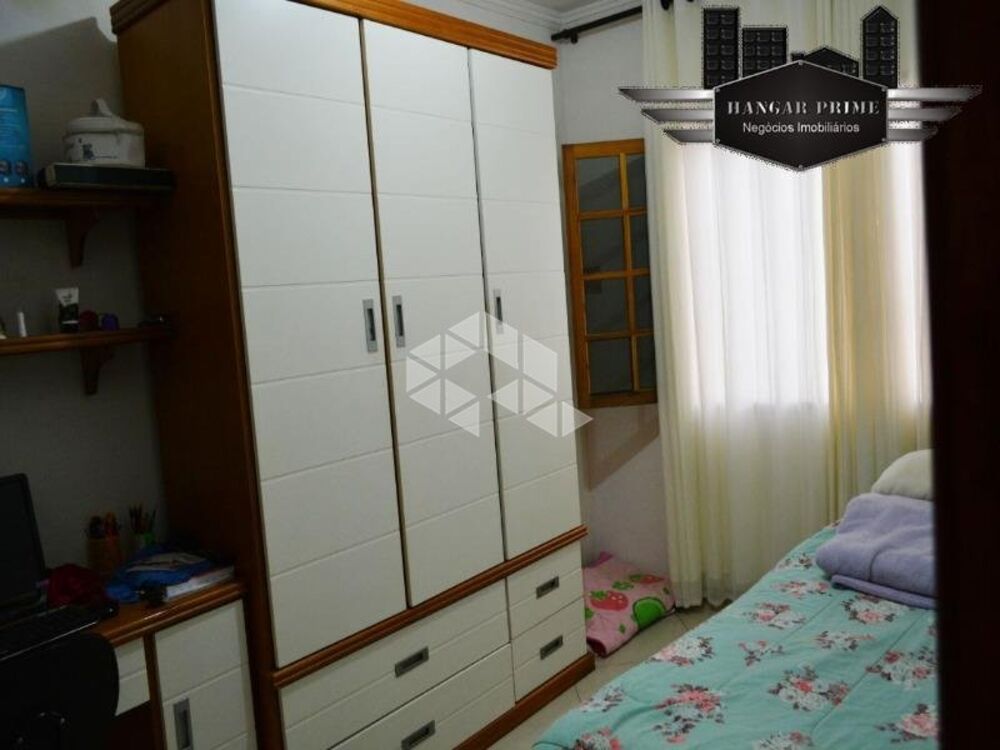 Casa à venda com 3 quartos, 280m² - Foto 3