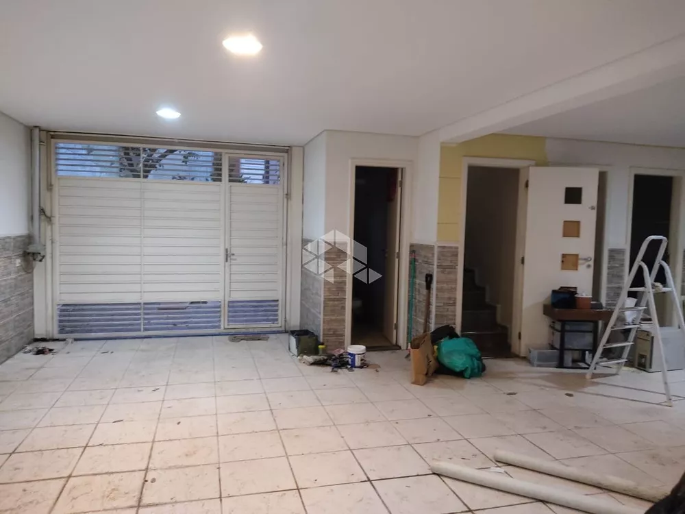 Casa à venda com 4 quartos, 320m² - Foto 4