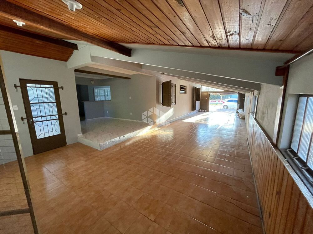 Casa à venda com 3 quartos, 180m² - Foto 4
