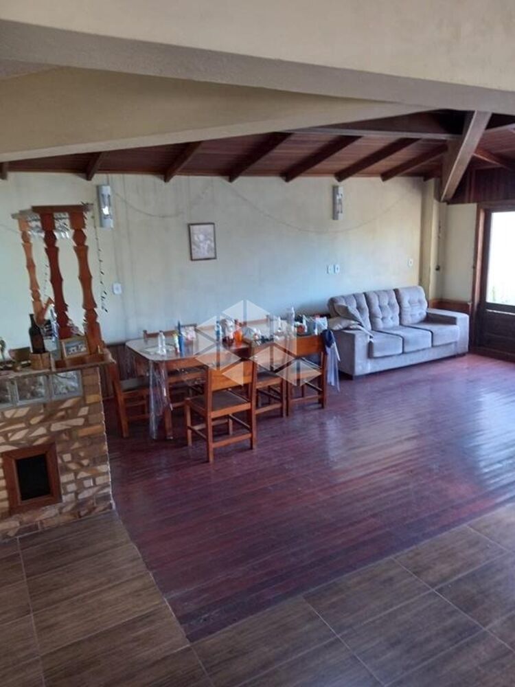 Casa à venda com 4 quartos, 6240m² - Foto 3