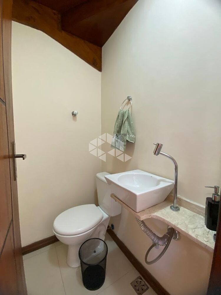 Casa à venda com 2 quartos, 65m² - Foto 11