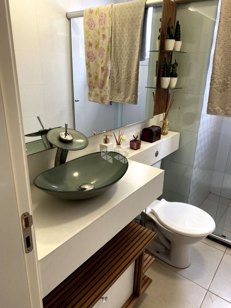 Apartamento à venda com 2 quartos, 68m² - Foto 4