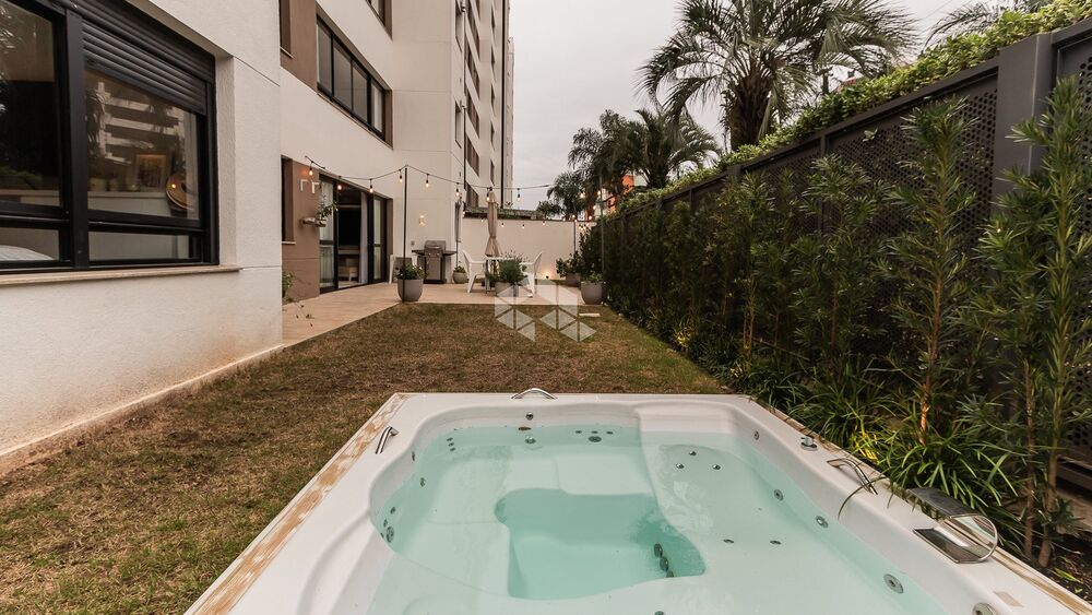 Apartamento à venda com 3 quartos, 220m² - Foto 2