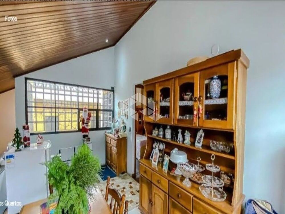 Casa, 4 quartos, 240 m² - Foto 2