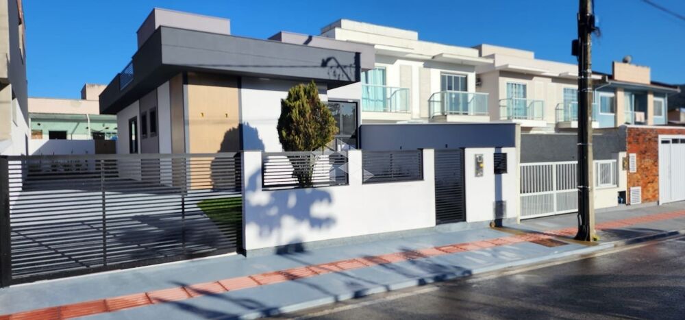 Casa, 3 quartos, 76 m² - Foto 1