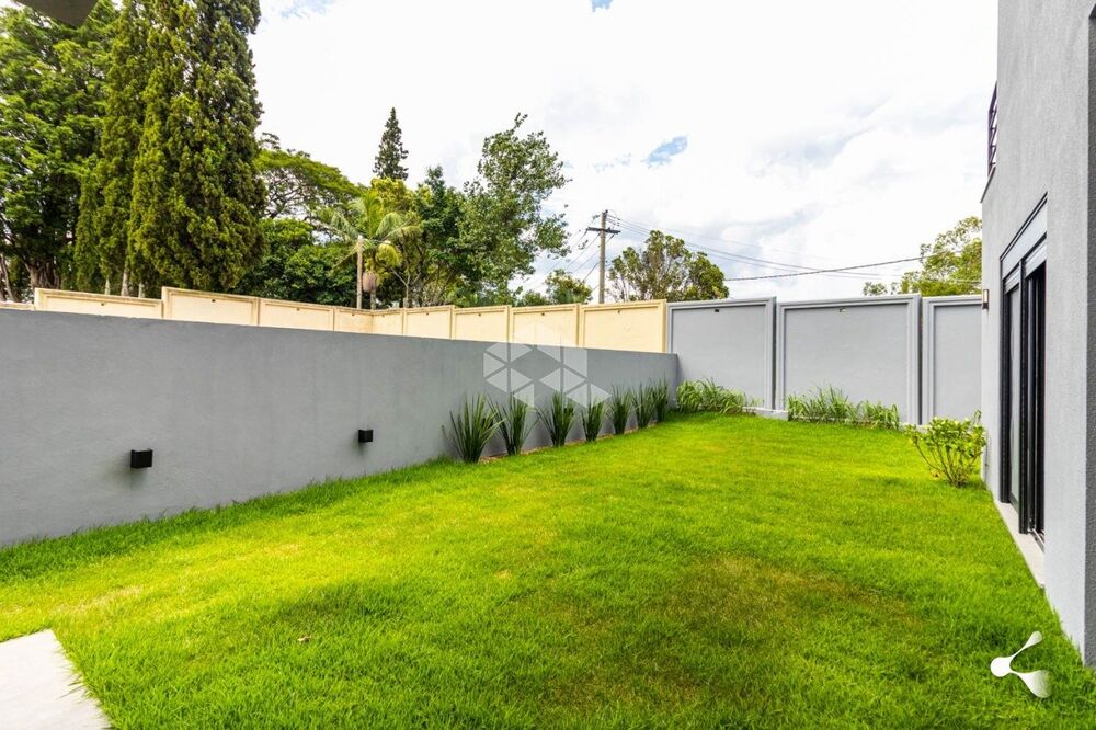 Casa de Condomínio à venda com 4 quartos, 223m² - Foto 3