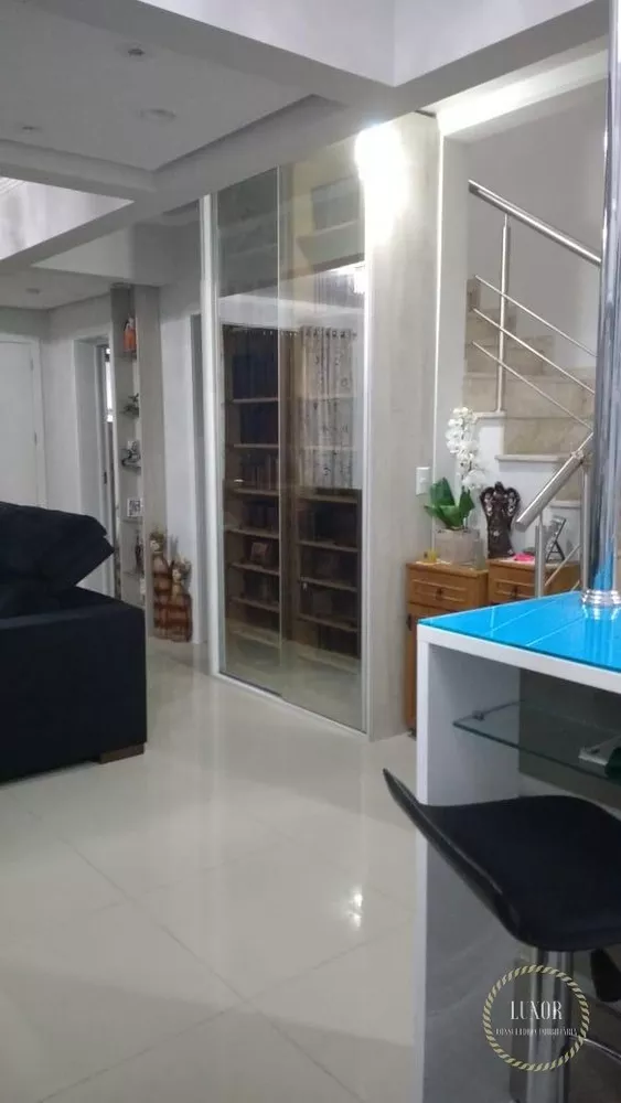 Casa à venda com 3 quartos, 124m² - Foto 3