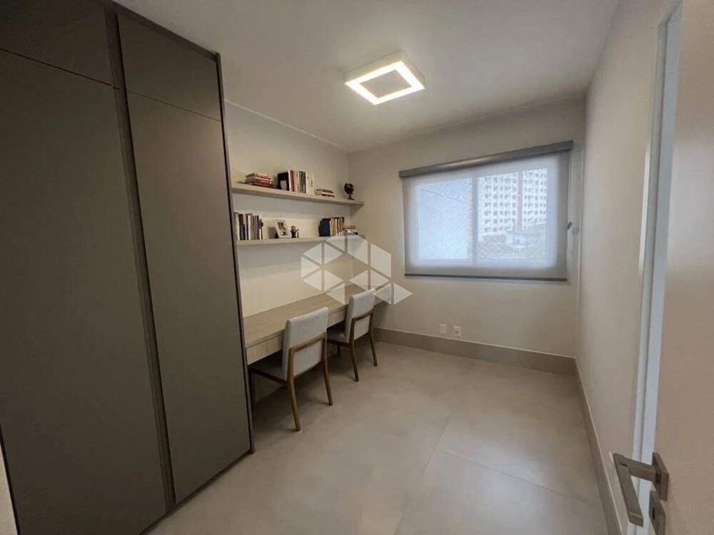 Apartamento, 3 quartos, 212 m² - Foto 2