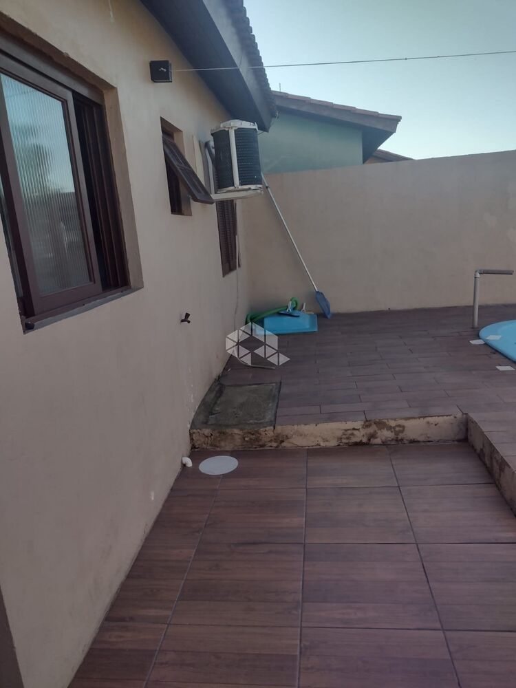 Casa à venda com 2 quartos, 200m² - Foto 8