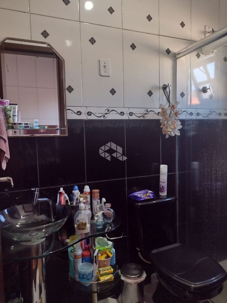 Casa à venda com 2 quartos, 200m² - Foto 6