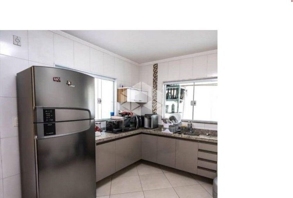 Casa à venda com 3 quartos, 160m² - Foto 8