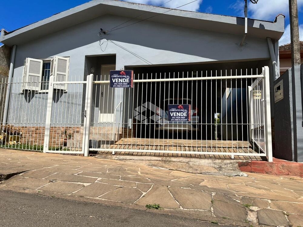 Casa à venda com 3 quartos - Foto 1
