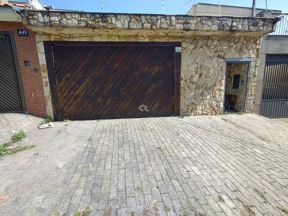 Casa à venda e aluguel com 4 quartos, 224m² - Foto 2