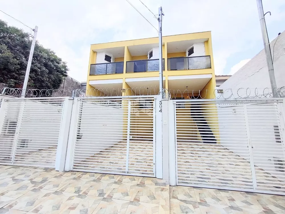 Casa à venda com 3 quartos, 120m² - Foto 1